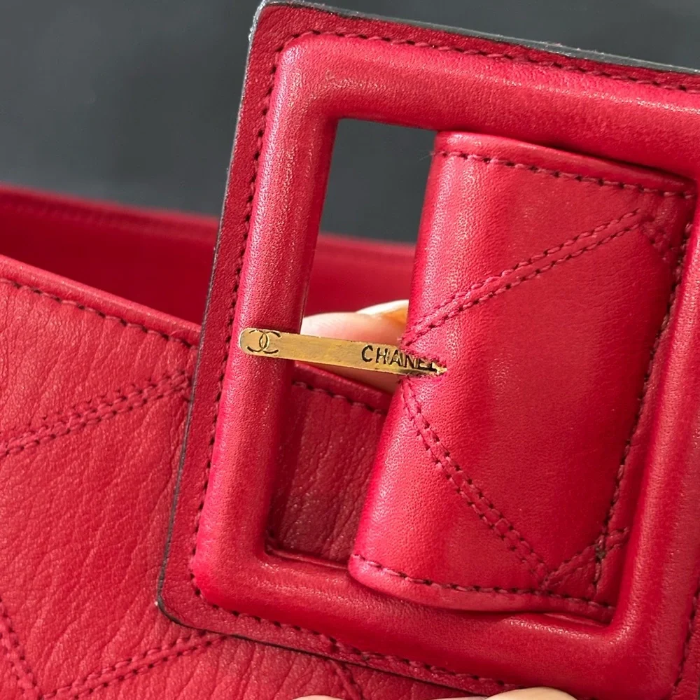 Authentic CHANEL wide red leather gold hardware vintage belt 80cm
